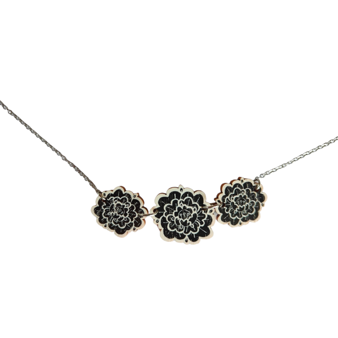 Pioni Necklace