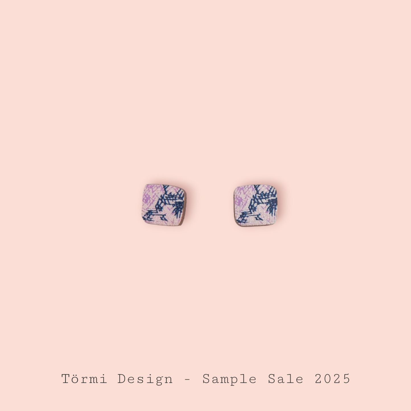 Palmu Stud Earrings Lavender