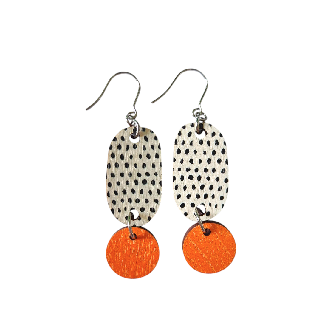 Leikki Earrings White