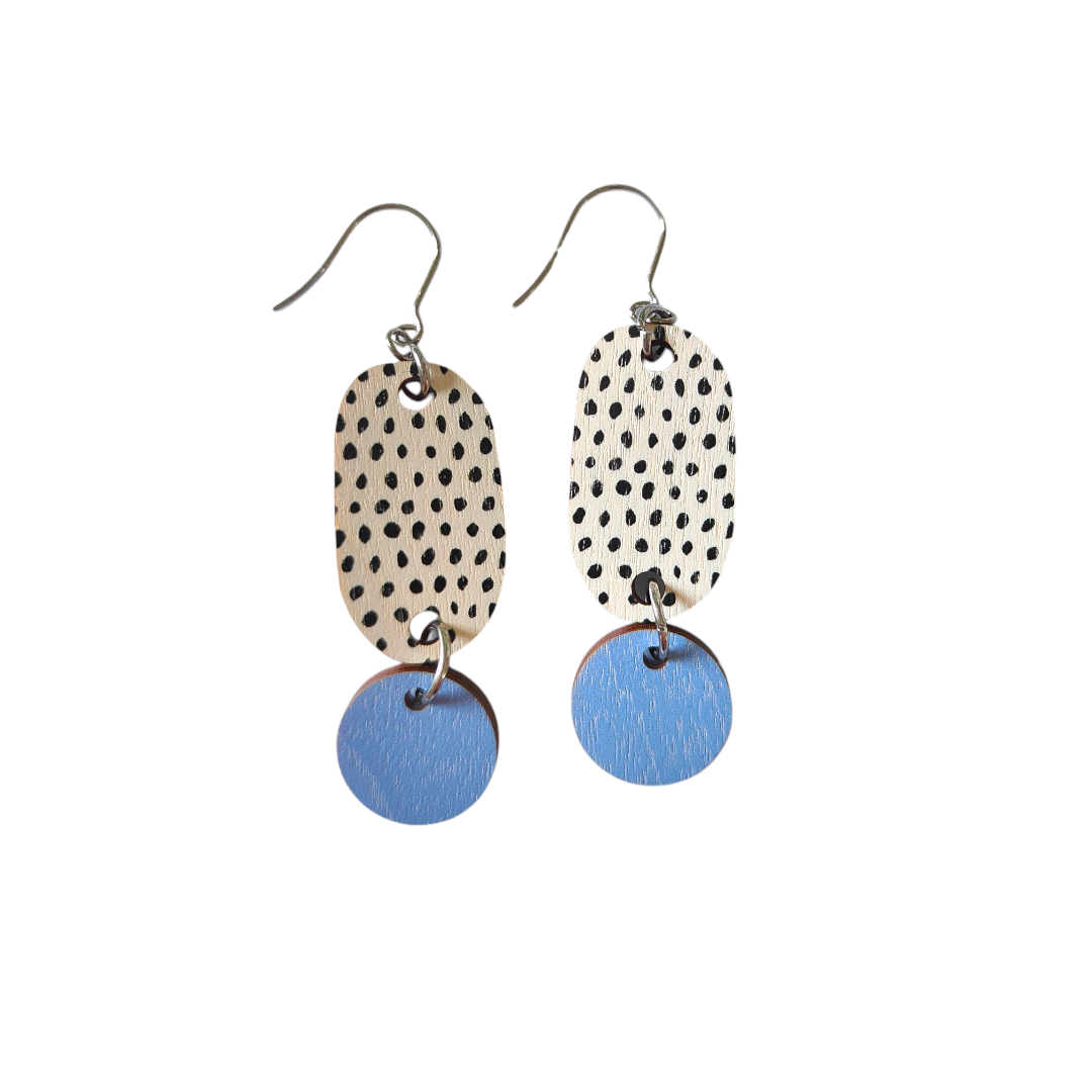 Leikki Earrings White