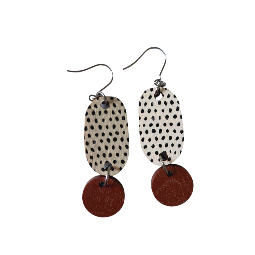 Leikki Earrings White