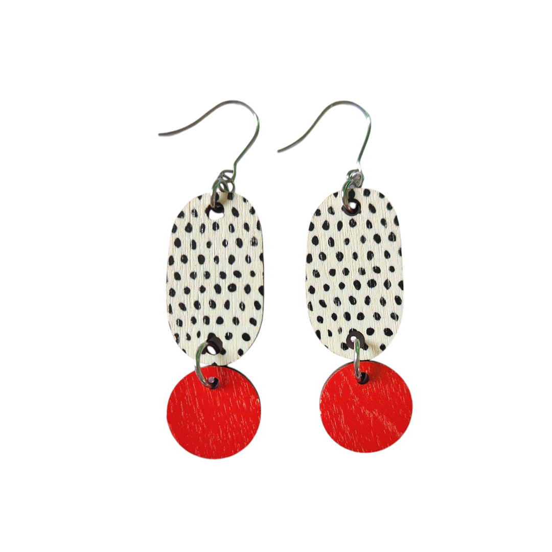 Leikki Earrings White