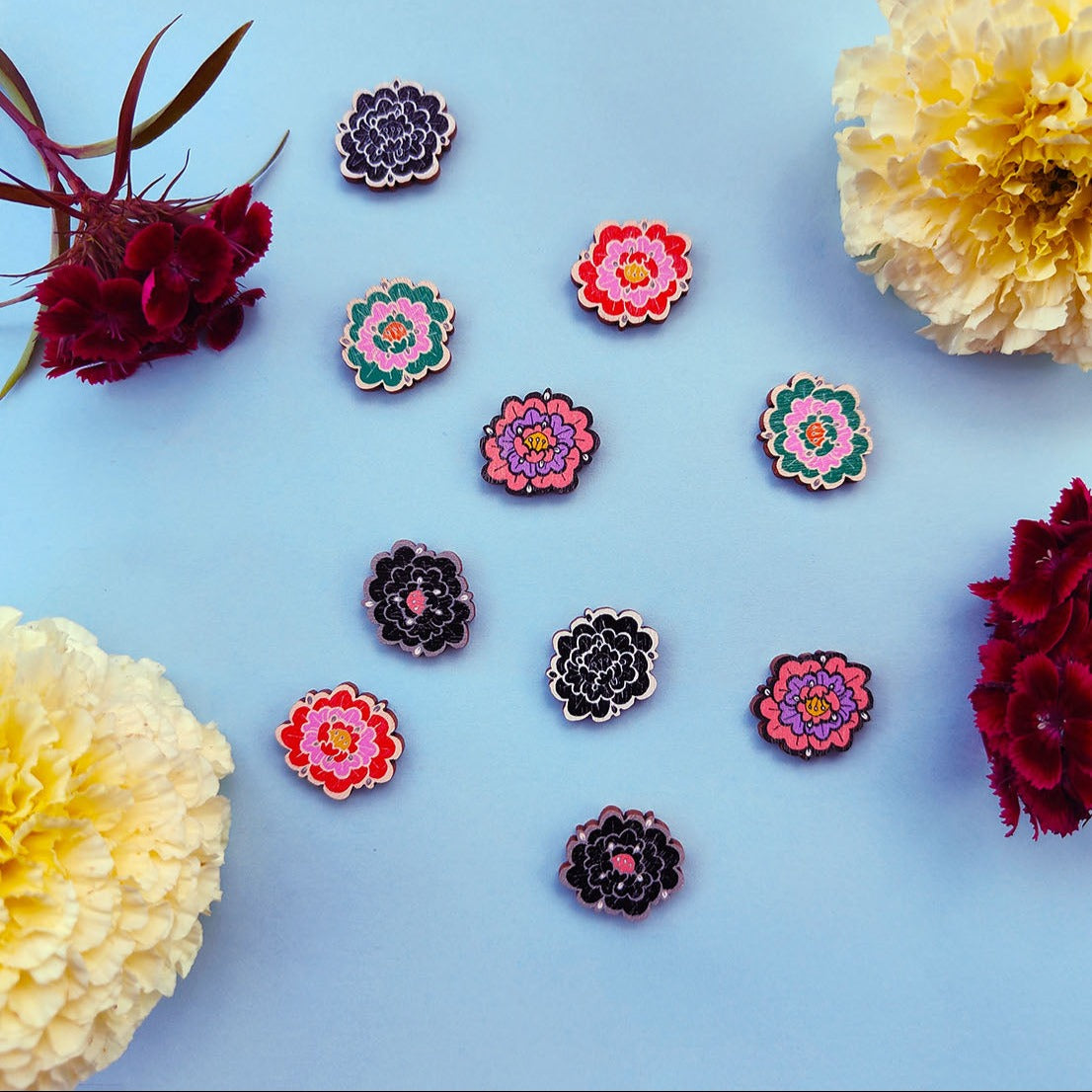 Pioni Mini Earrings