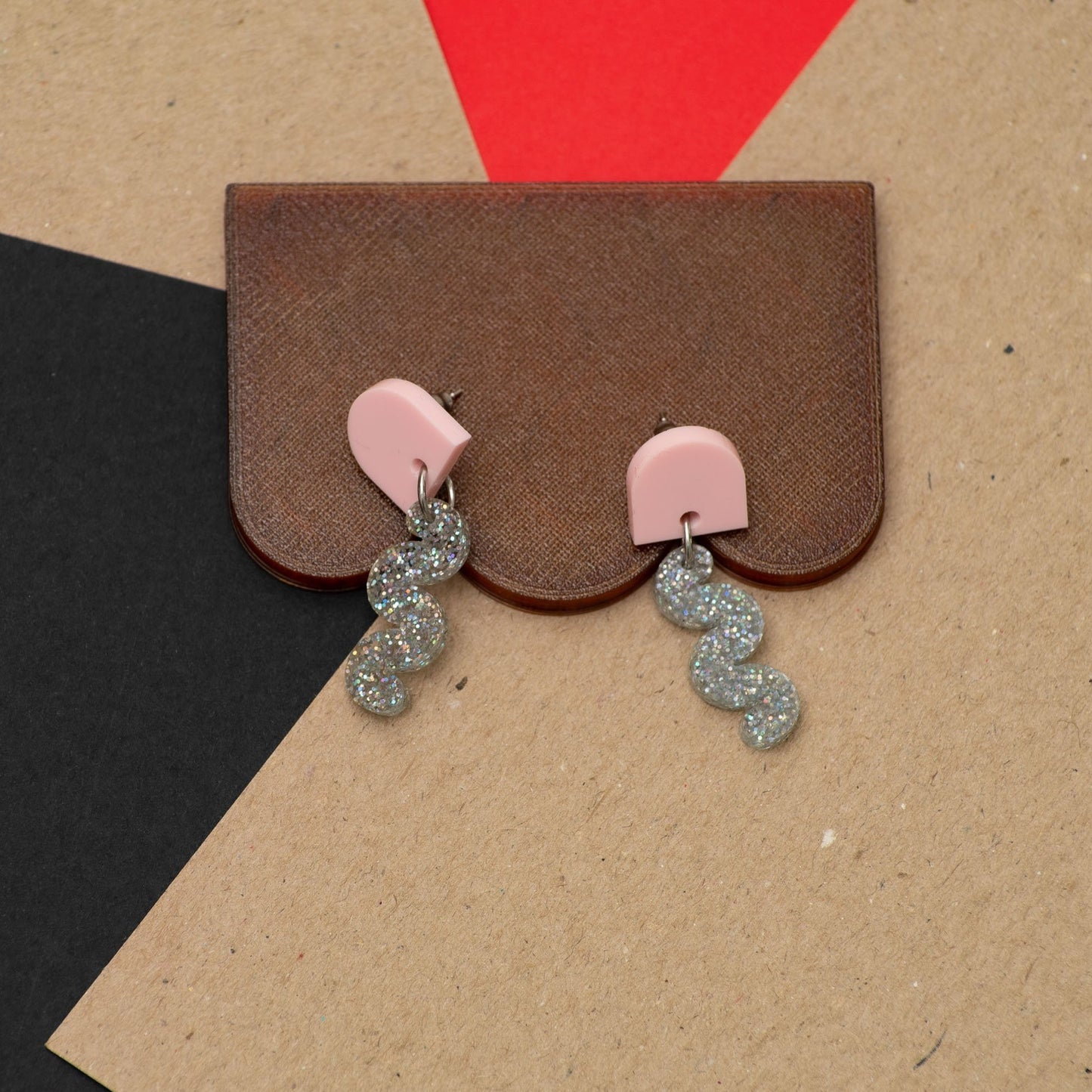 Limited Edition: Hilpeä Earrings