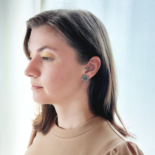 Toive Mini Earrings