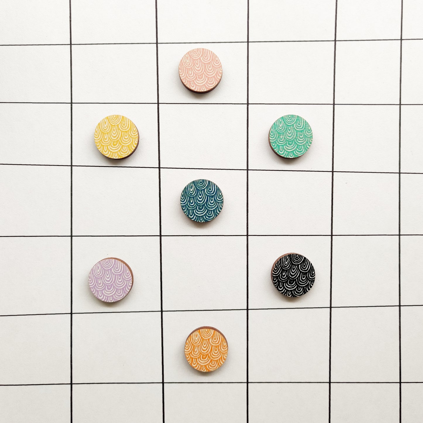 LAINE MINI EARRINGS