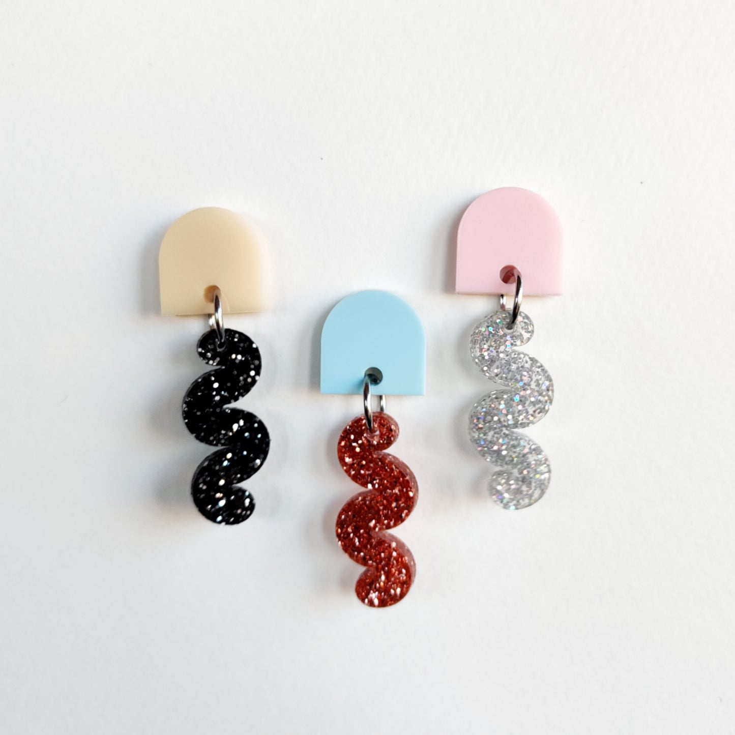 Limited Edition: Hilpeä Earrings