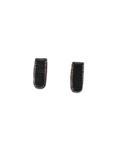 Tasku Stud Earrings Black