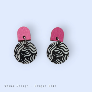 Aallokko color Earrings pink/black