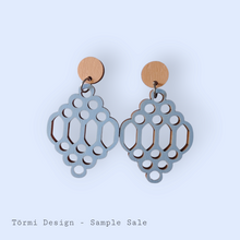 Kenno Earrings Nude/baby blue