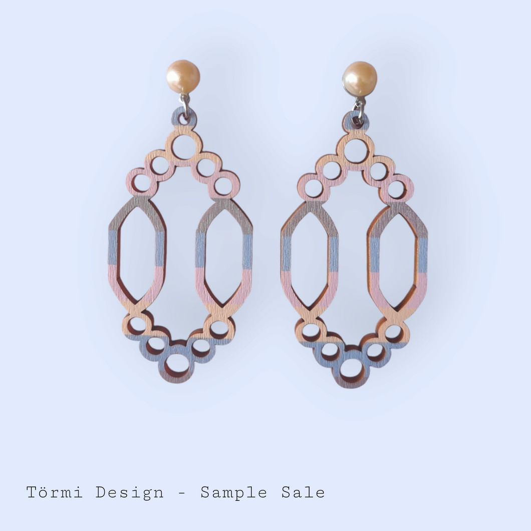 Humu Earrings