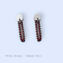 Särö Earrings white/burgundy