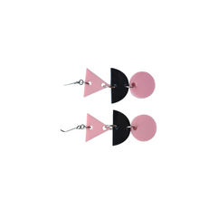 Hilpeä Earrings baby pink/black