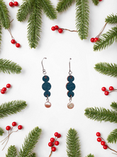 Kurvi earrings dark blue