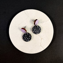 Tilkku Earrings Lavender/White