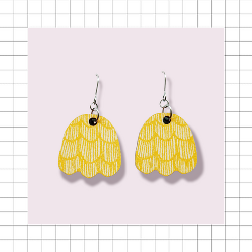 Käpy earrings Yellow