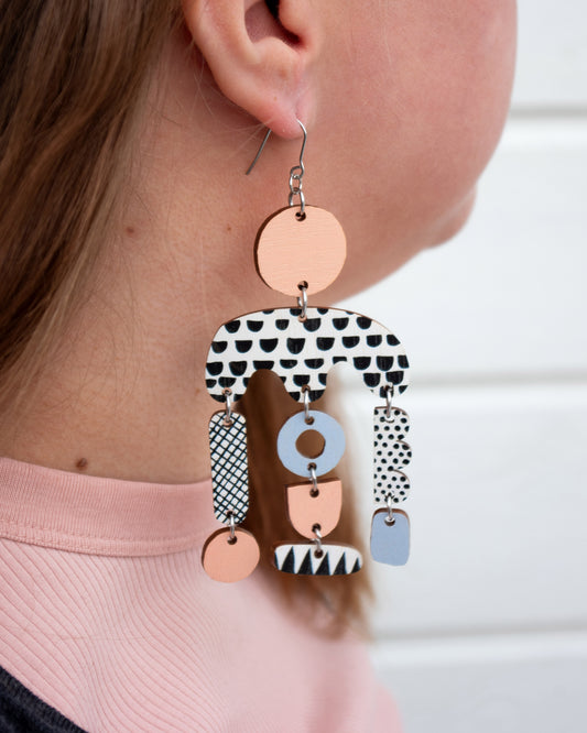 Horisontti Earrings Peach/Light Blue