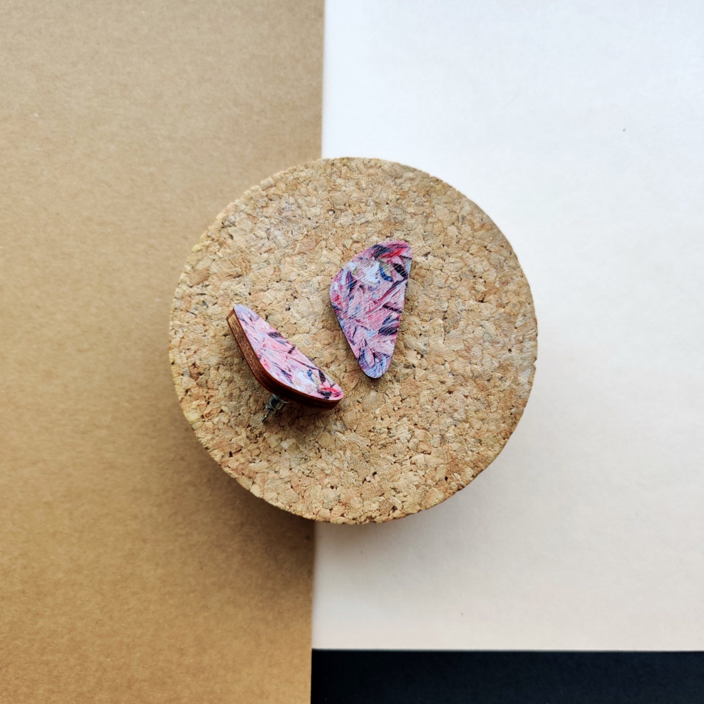 Small yet full of life Earrings Mini