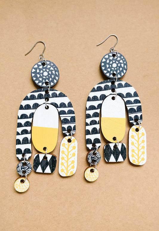 Kaura Earrings